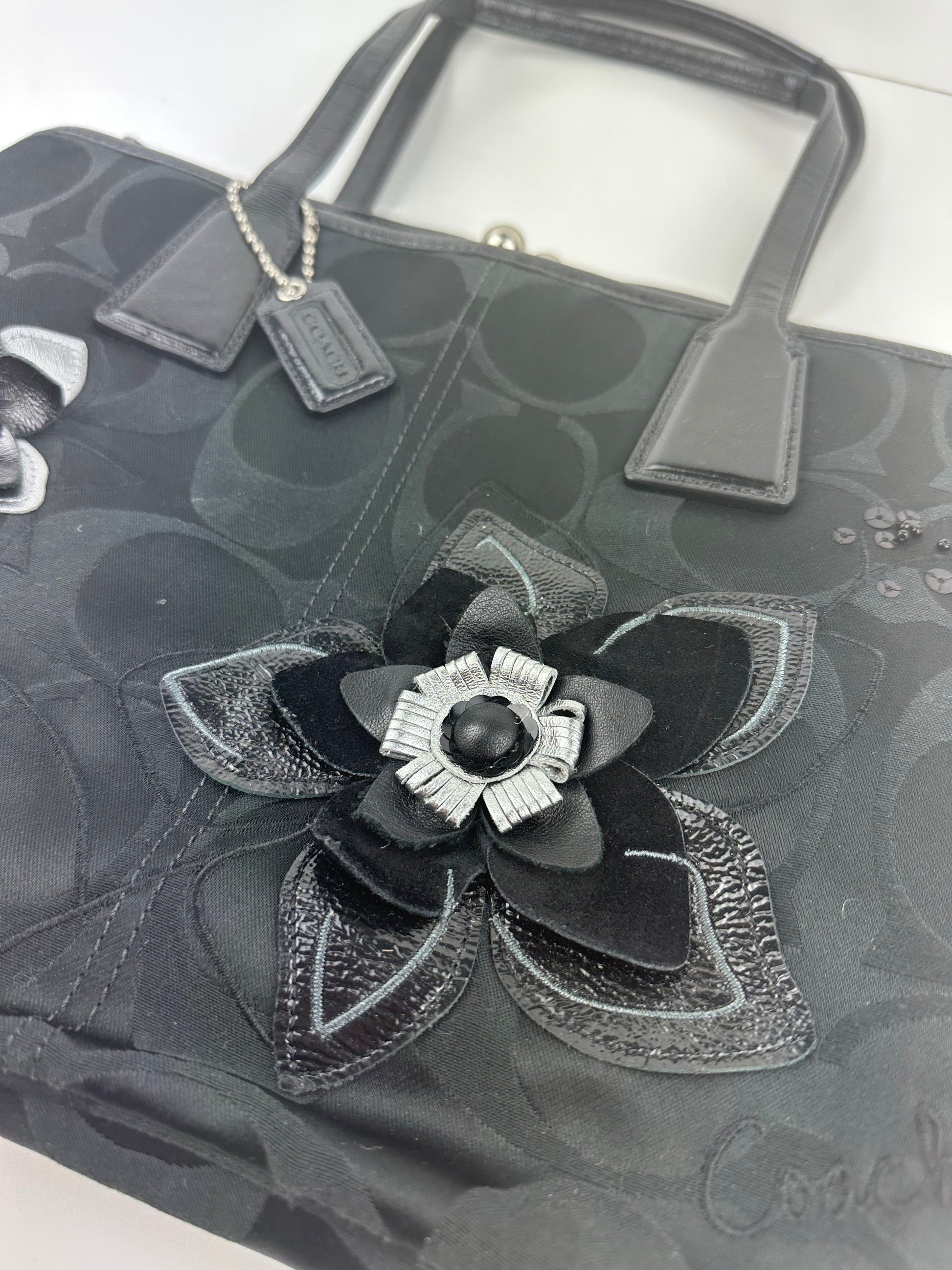 Signature Black Flower Applique Handbag Purse - Zage Vintage